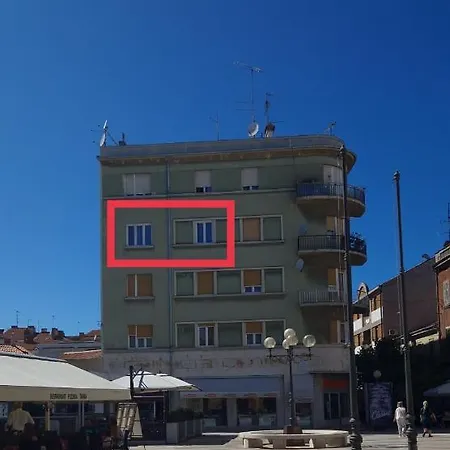 Mc Centar Apartman Apartment Pula