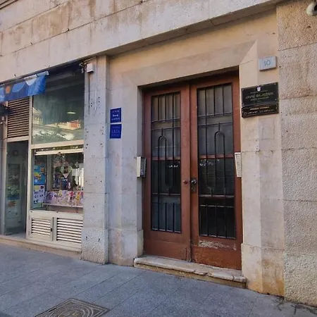 アパート Mc Centar Apartman *