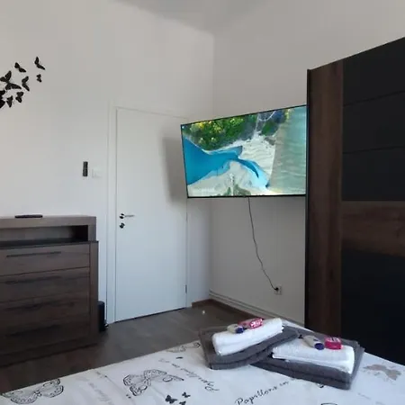 Mc Centar Apartman *